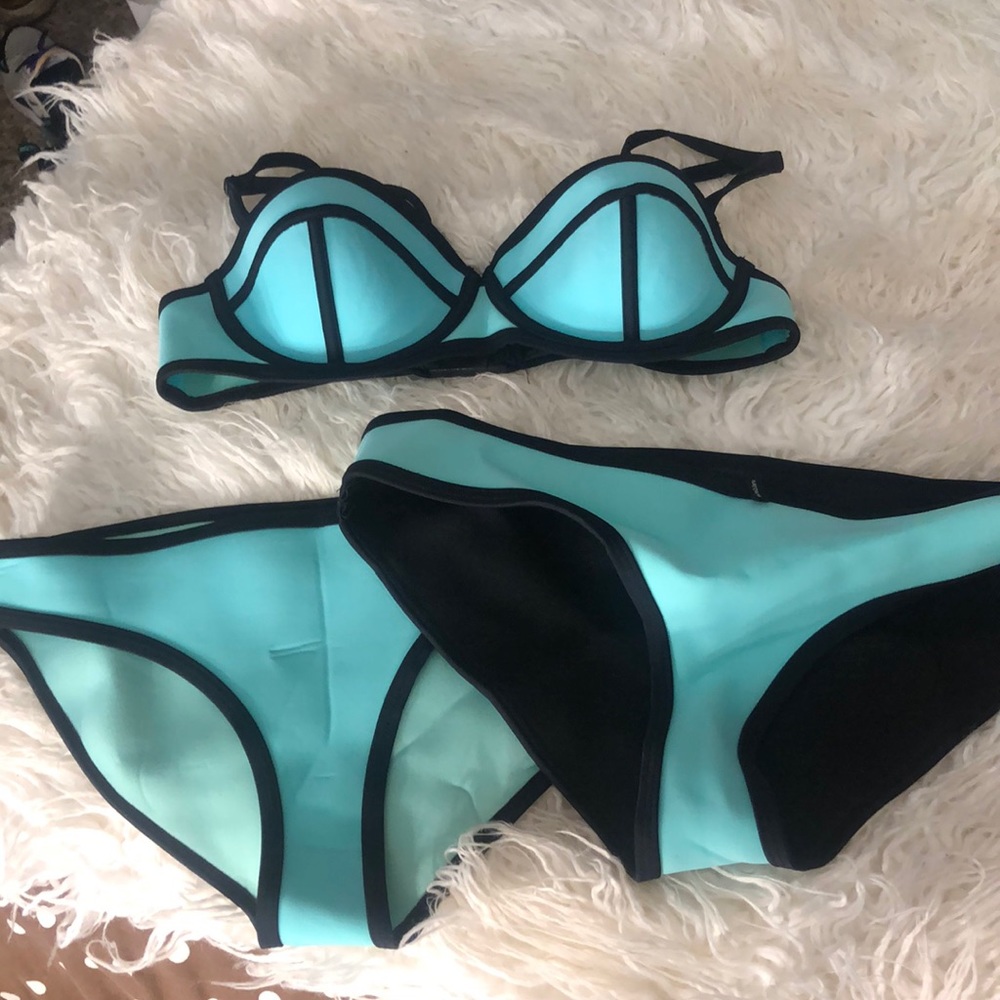 triangl bikini